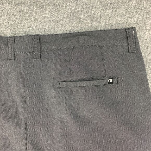 Travis Mathew Shorts Mens 40 Gray Flat Front Hybrid Stretch Nylon Blend Golf - Picture 10 of 13